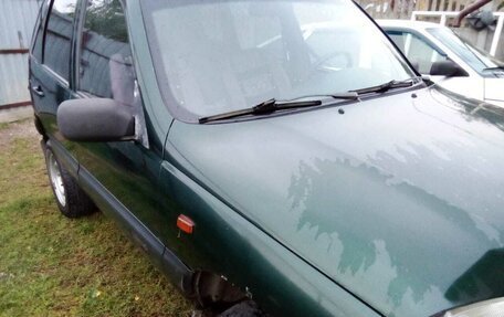 Chevrolet Niva I рестайлинг, 2004 год, 176 000 рублей, 2 фотография