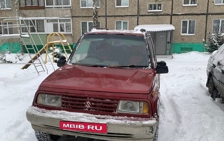 Suzuki Escudo III, 1996 год, 400 000 рублей, 3 фотография