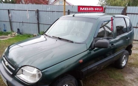 Chevrolet Niva I рестайлинг, 2004 год, 176 000 рублей, 7 фотография