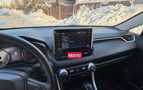 Toyota RAV4, 2021 год, 3 400 000 рублей, 7 фотография