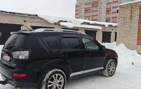 Mitsubishi Outlander III рестайлинг 3, 2007 год, 830 000 рублей, 5 фотография