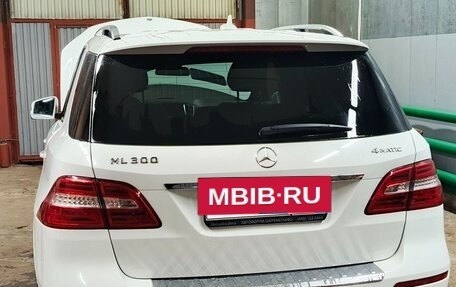 Mercedes-Benz M-Класс, 2015 год, 3 500 000 рублей, 3 фотография