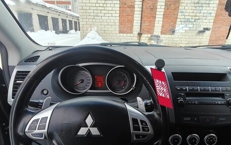 Mitsubishi Outlander III рестайлинг 3, 2007 год, 830 000 рублей, 10 фотография