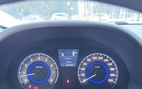 Hyundai Solaris II рестайлинг, 2011 год, 625 000 рублей, 9 фотография