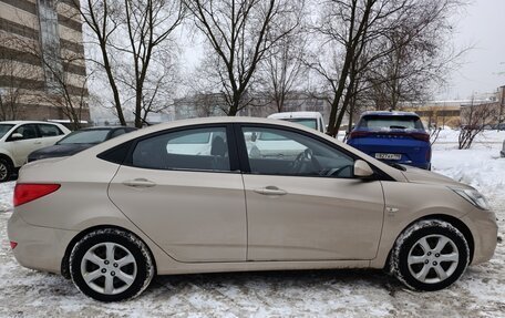 Hyundai Solaris II рестайлинг, 2011 год, 625 000 рублей, 7 фотография