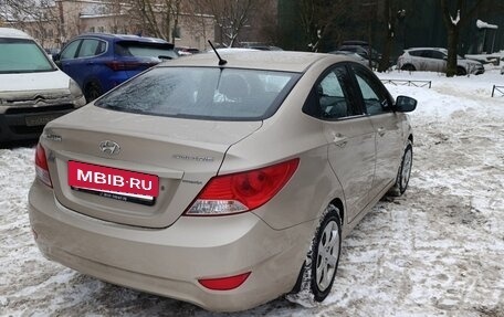 Hyundai Solaris II рестайлинг, 2011 год, 625 000 рублей, 6 фотография