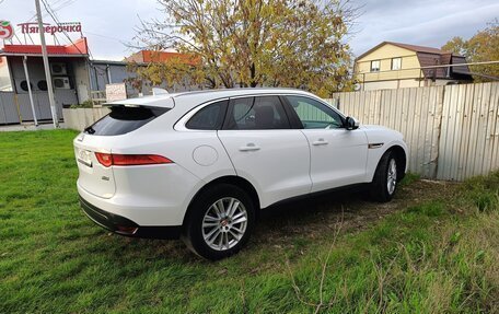 Jaguar F-Pace, 2016 год, 2 450 000 рублей, 13 фотография
