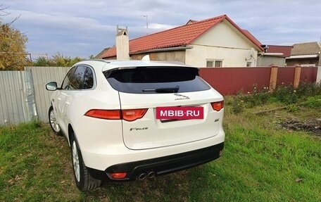 Jaguar F-Pace, 2016 год, 2 450 000 рублей, 9 фотография