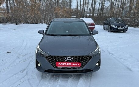 Hyundai Solaris II рестайлинг, 2021 год, 1 600 000 рублей, 2 фотография