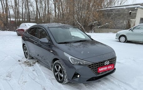 Hyundai Solaris II рестайлинг, 2021 год, 1 600 000 рублей, 3 фотография