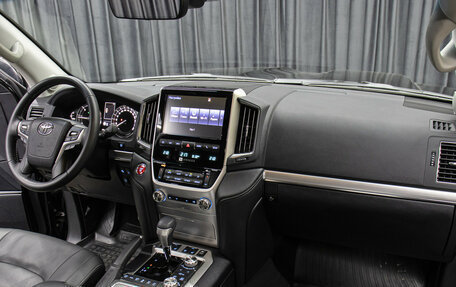 Toyota Land Cruiser 200, 2019 год, 11 998 000 рублей, 11 фотография