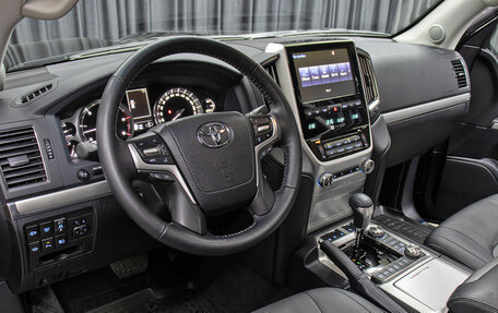 Toyota Land Cruiser 200, 2019 год, 11 998 000 рублей, 16 фотография