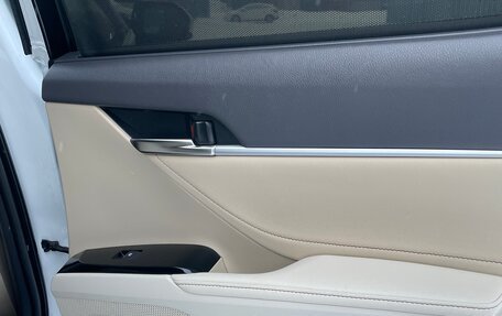 Toyota Camry, 2018 год, 2 920 000 рублей, 20 фотография