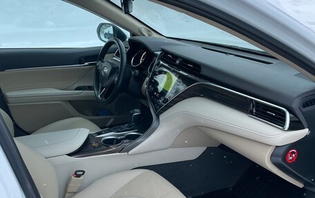 Toyota Camry, 2018 год, 2 920 000 рублей, 23 фотография