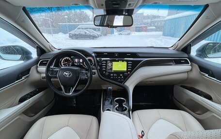 Toyota Camry, 2018 год, 2 920 000 рублей, 28 фотография