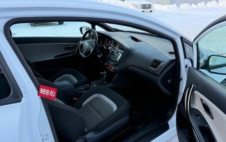 KIA cee'd III, 2015 год, 1 090 000 рублей, 16 фотография