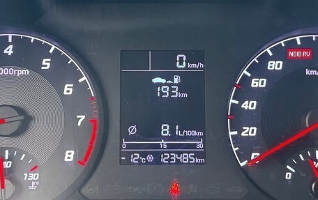 Hyundai Solaris II рестайлинг, 2020 год, 1 199 000 рублей, 18 фотография