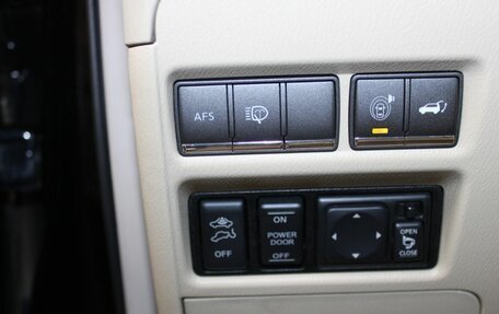 Infiniti QX56, 2011 год, 1 987 000 рублей, 19 фотография