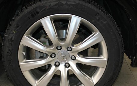 Infiniti QX56, 2011 год, 1 987 000 рублей, 25 фотография