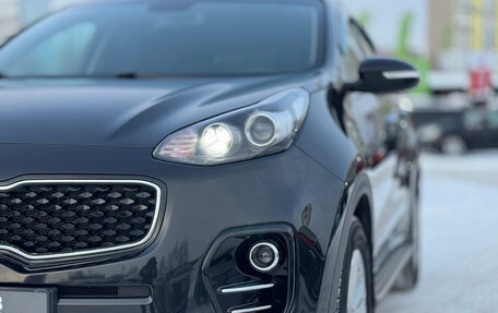 KIA Sportage IV рестайлинг, 2018 год, 2 199 000 рублей, 8 фотография