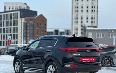 KIA Sportage IV рестайлинг, 2018 год, 2 199 000 рублей, 7 фотография