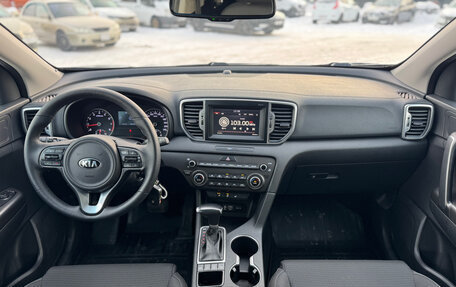 KIA Sportage IV рестайлинг, 2018 год, 2 199 000 рублей, 14 фотография