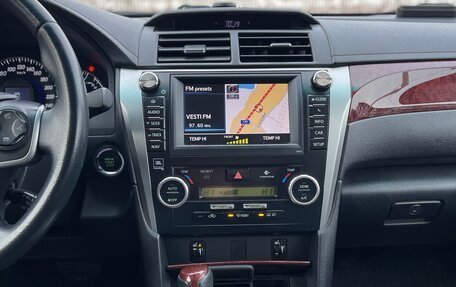 Toyota Camry, 2013 год, 1 700 000 рублей, 3 фотография