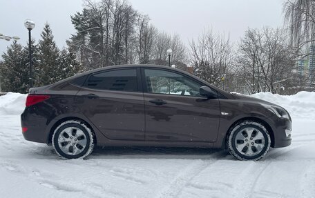 Hyundai Solaris II рестайлинг, 2016 год, 900 000 рублей, 3 фотография