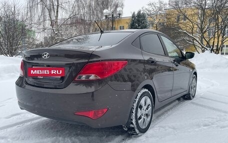 Hyundai Solaris II рестайлинг, 2016 год, 900 000 рублей, 5 фотография