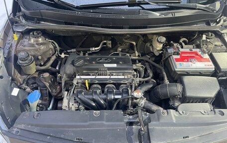 Hyundai Solaris II рестайлинг, 2016 год, 900 000 рублей, 14 фотография