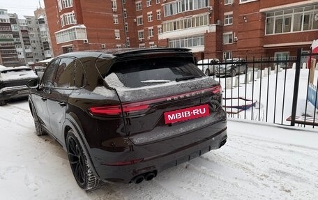 Porsche Cayenne III, 2018 год, 9 500 000 рублей, 2 фотография
