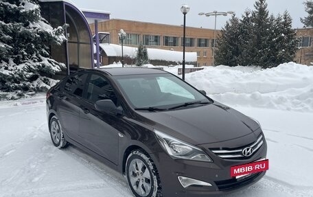 Hyundai Solaris II рестайлинг, 2016 год, 900 000 рублей, 9 фотография