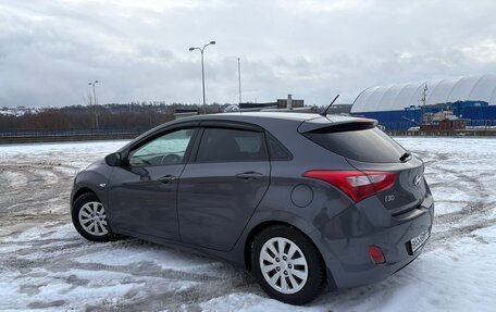 Hyundai i30 II рестайлинг, 2015 год, 890 000 рублей, 6 фотография