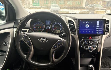 Hyundai i30 II рестайлинг, 2015 год, 890 000 рублей, 11 фотография