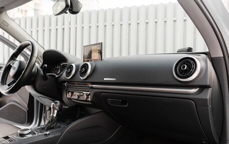 Audi A3, 2019 год, 2 550 000 рублей, 30 фотография