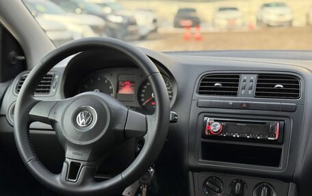 Volkswagen Polo VI (EU Market), 2013 год, 649 000 рублей, 23 фотография