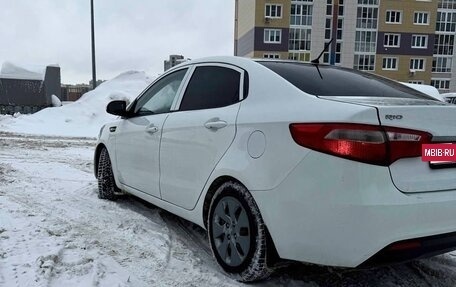 KIA Rio III рестайлинг, 2013 год, 560 000 рублей, 4 фотография
