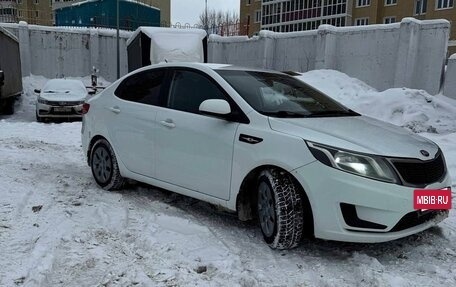 KIA Rio III рестайлинг, 2013 год, 560 000 рублей, 3 фотография