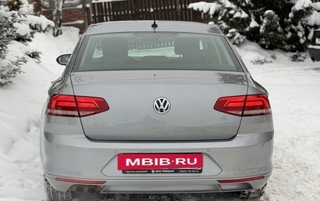 Volkswagen Passat B8 рестайлинг, 2018 год, 2 500 000 рублей, 6 фотография