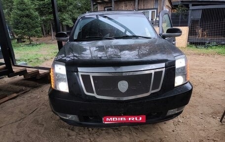 Cadillac Escalade III, 2007 год, 1 350 000 рублей, 2 фотография