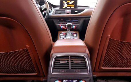 Audi A6, 2013 год, 1 600 000 рублей, 24 фотография