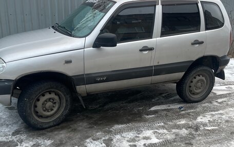 Chevrolet Niva I рестайлинг, 2006 год, 299 999 рублей, 2 фотография