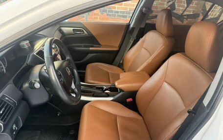 Honda Accord IX рестайлинг, 2013 год, 1 800 000 рублей, 11 фотография