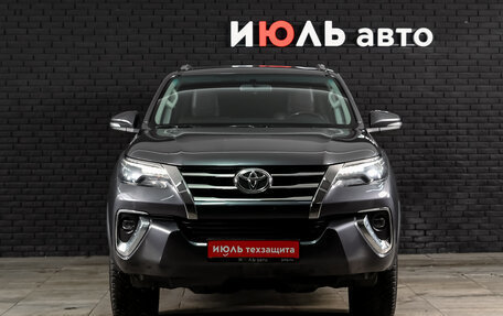 Toyota Fortuner II, 2017 год, 2 800 000 рублей, 2 фотография