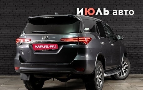 Toyota Fortuner II, 2017 год, 2 800 000 рублей, 4 фотография