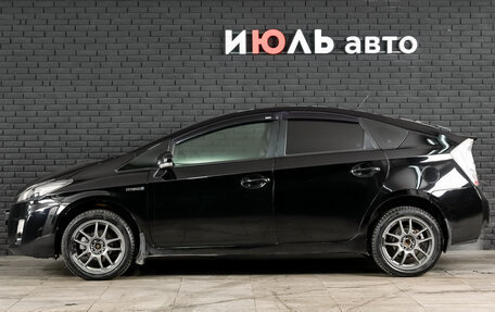 Toyota Prius, 2010 год, 950 000 рублей, 8 фотография