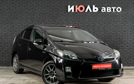 Toyota Prius, 2010 год, 950 000 рублей, 3 фотография