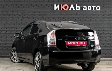 Toyota Prius, 2010 год, 950 000 рублей, 7 фотография