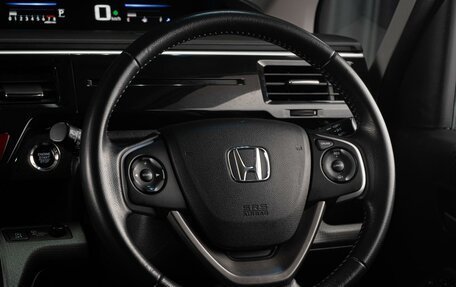 Honda Stepwgn IV, 2015 год, 1 699 000 рублей, 21 фотография