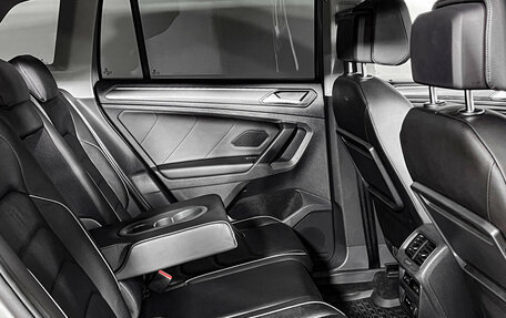 Volkswagen Tiguan II, 2018 год, 3 199 000 рублей, 14 фотография